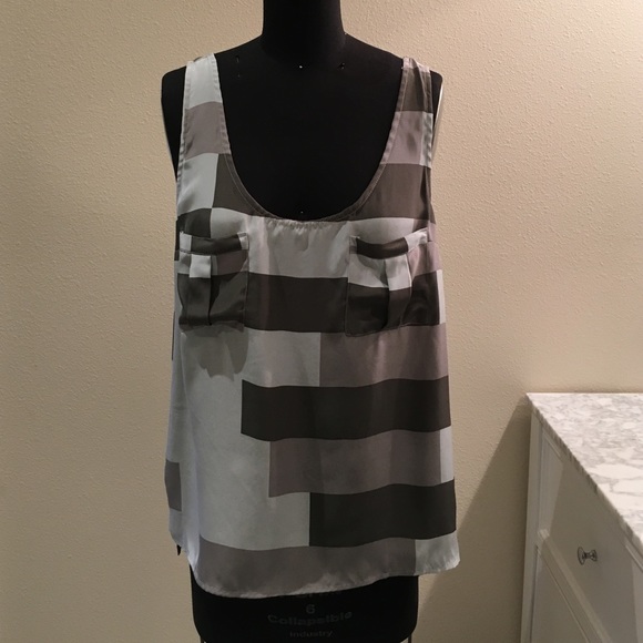 Fun Geometric Tank-top - Picture 2 of 4