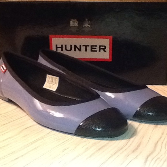 Hunter flats size 7