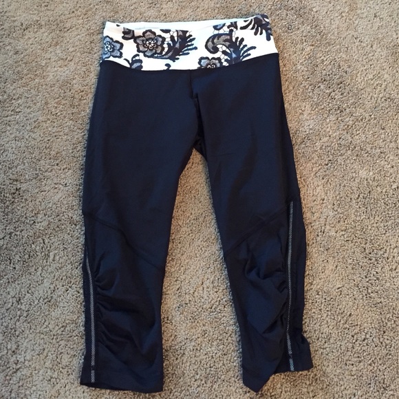 lululemon athletica Pants - Lululemon Run For Your Life Crops