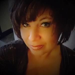 Meet your Posher, Vicky