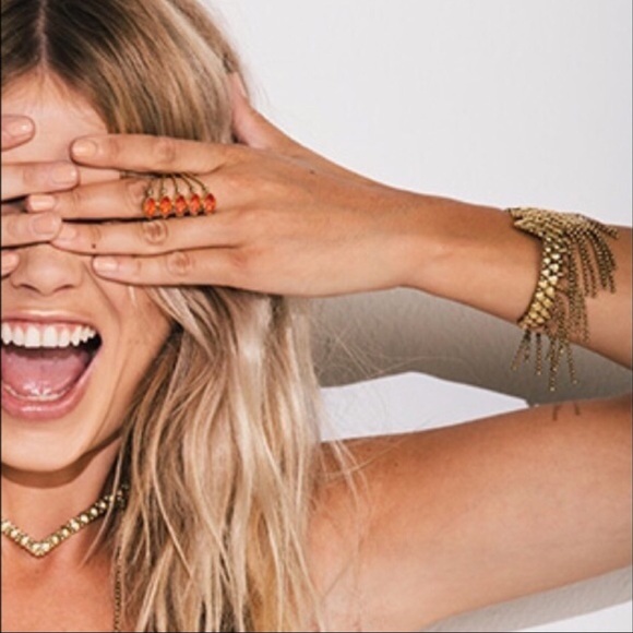 Sunahara Fringe Cuff - Picture 2 of 2