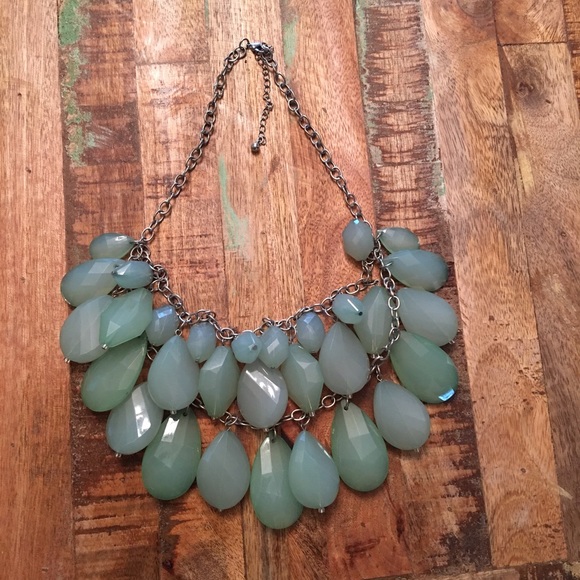 Darling chunky necklace greenish/teal/turquoise
