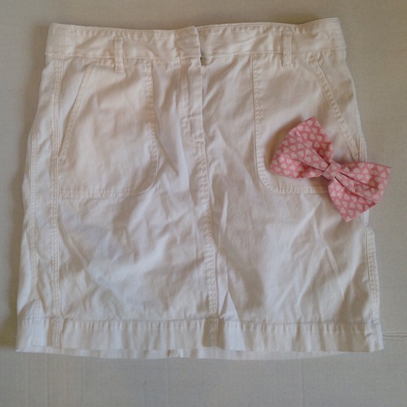 Ann Taylor Loft White Linen Mini Skirt