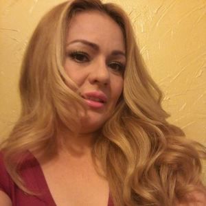 Meet your Posher, Edith