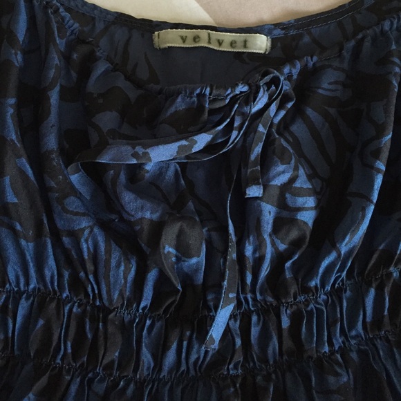 Peasant Style Floral Tank - Picture 2 of 4