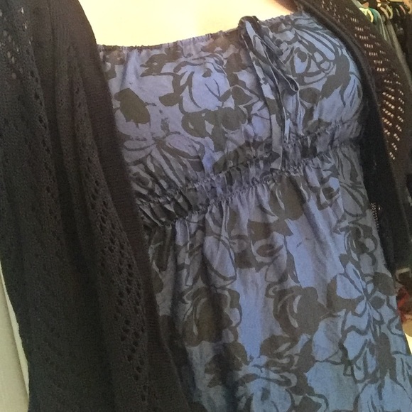 Peasant Style Floral Tank - Picture 4 of 4