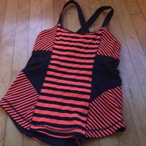 Lululemon athletic top