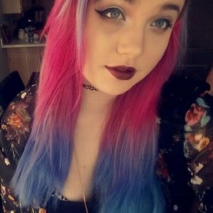 Meet your Posher, Lexie
