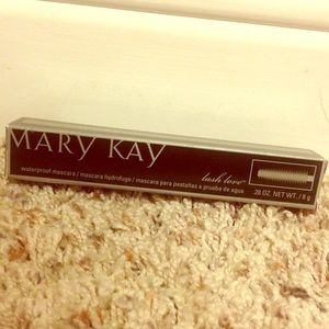 Mary Kay Lash Love Waterproof Mascara