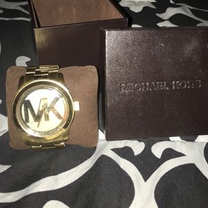 Mk watch