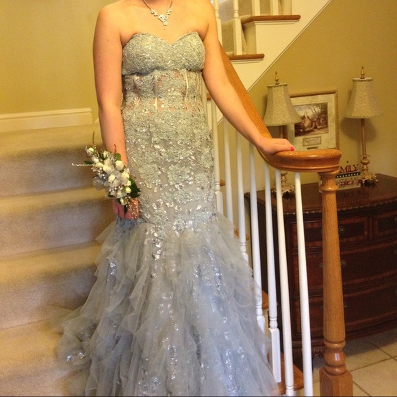 Prom Dress - Picture 3 of 4