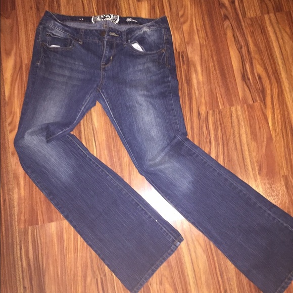 Boot cut jeans