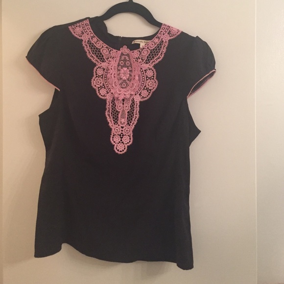 Nanette Lepore cap sleeve shirt