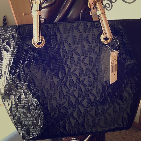 Micheal Kors jet set leather tote
