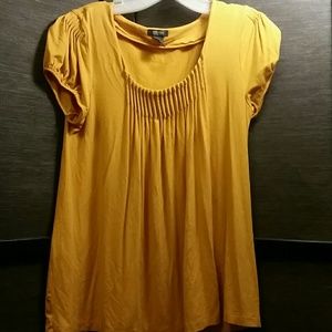 Kenneth Cole Reaction Mustard Tee