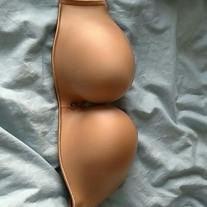 VS Bombshell strapless bra