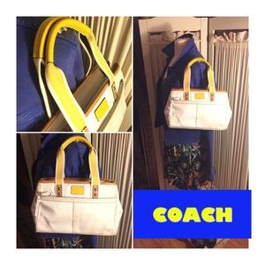 SALE🌷COACH OFF WHITE NYLON/YELLOW LEATHER BAG