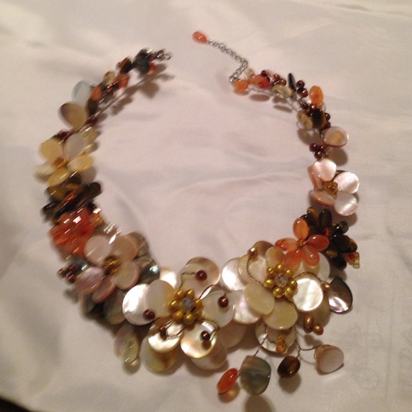 Necklace - Picture 4 of 4