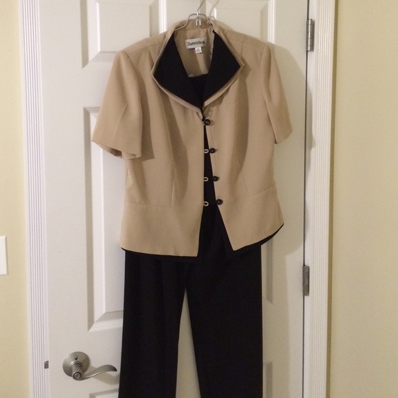 Danny & Nicole Dresses & Skirts - Pantsuit