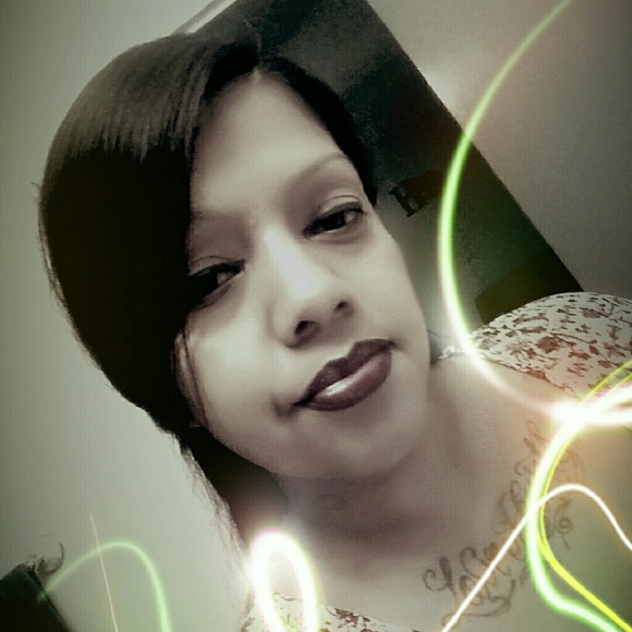 Meet your Posher, Mary - Picture 1 of 1