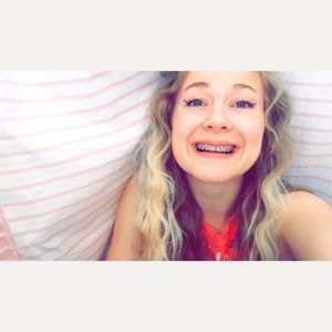 Meet your Posher, Lyndsey