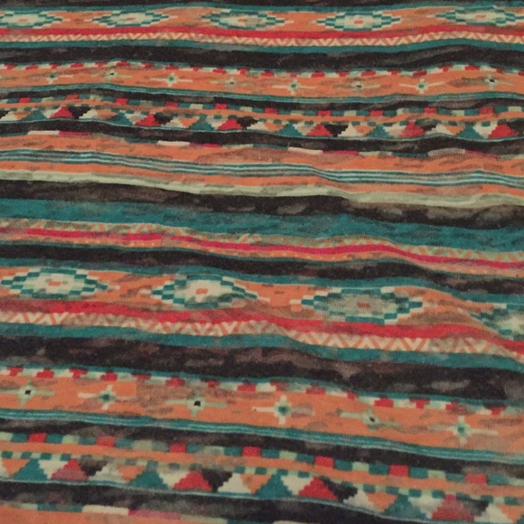 V-neck - Picture 2 of 2