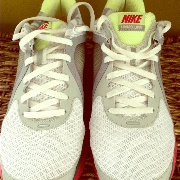 Womens Nike lunar eclipse