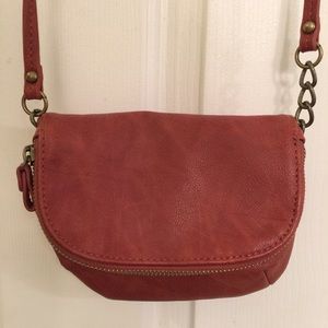 Ecote Mini Crossbody