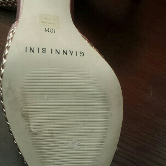 Gianni Bini Women's Rose Gold Pink Heels 10 - Picture 3 of 3