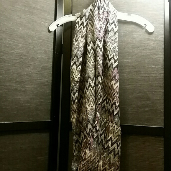 Patterned Infinity Scarf - Picture 1 of 1