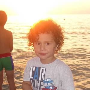 Meet your Posher, Nona