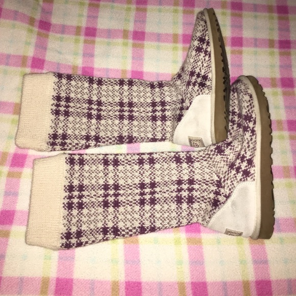 Burgundy and Cream Knitted Uggs - Picture 3 of 3