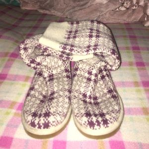 Burgundy and Cream Knitted Uggs
