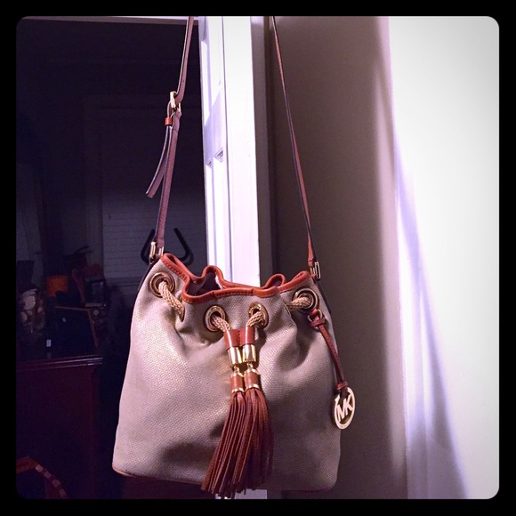 Michael Kors Crossbody