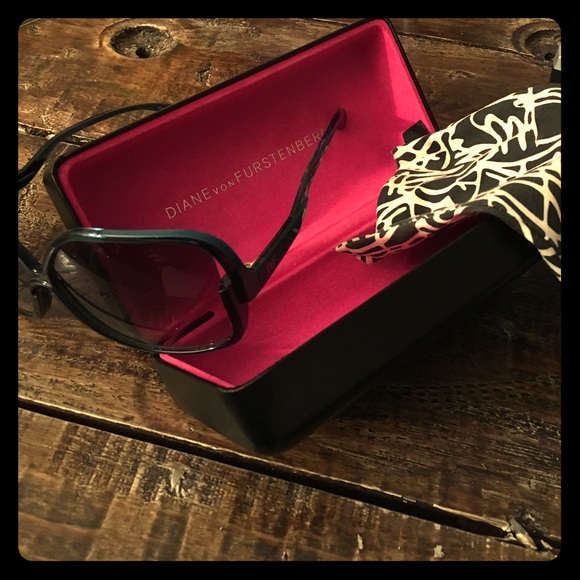DVF oversized teal sunglasses
