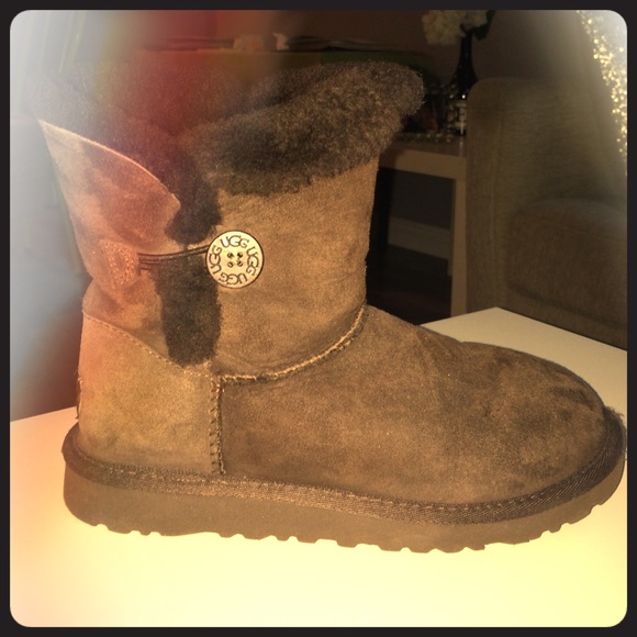 Chocolate brown Ugg boots