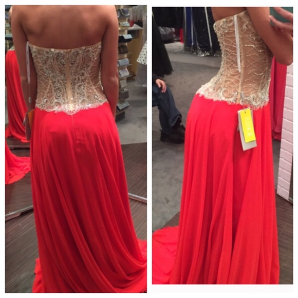 Red Riva Prom Dress - Picture 3 of 4