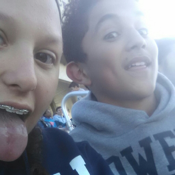 Meet your Posher, Trinity - Picture 1 of 1