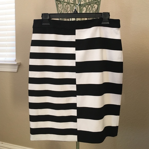 Black/White Striped Skirt