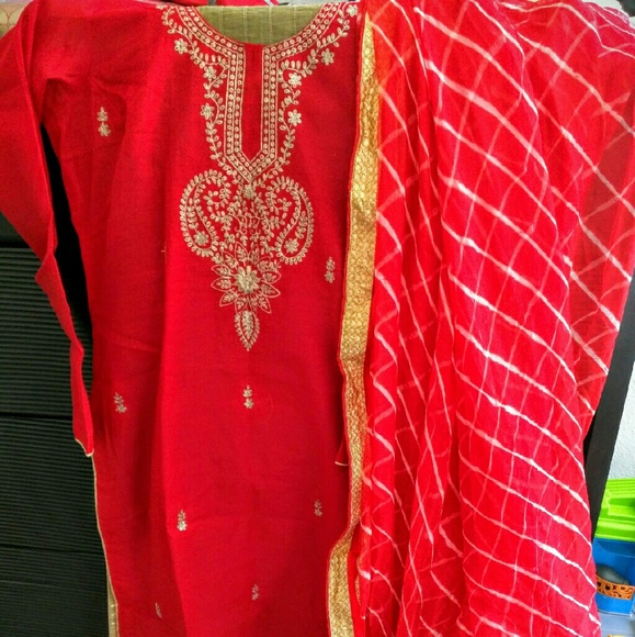 Salwars suit with pants and dupatta
