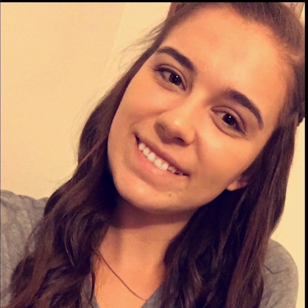 Meet your Posher, Shawna Cochran!