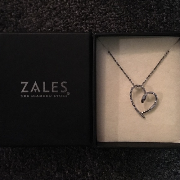 Zales Heart Necklace
