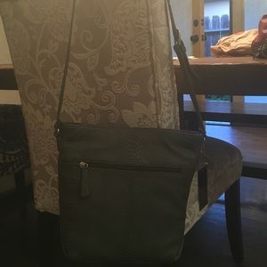 Green stone mountain shoulder bag