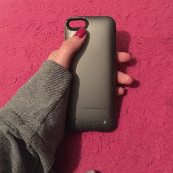 iPhone 5/5s charging case