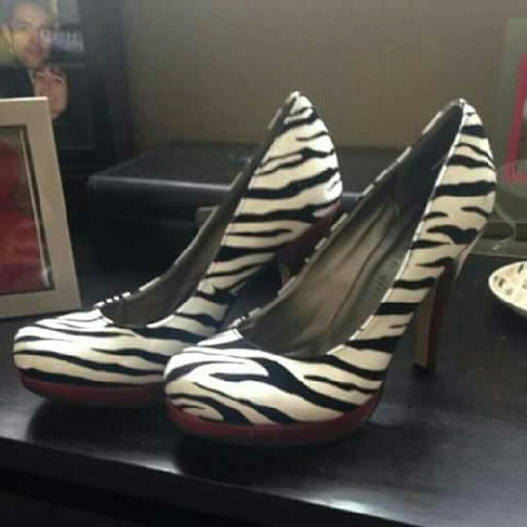 Madden Girl Zebra Pumps