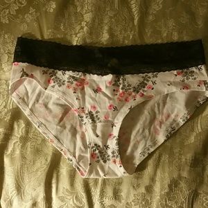 Victoria's Secret, NWT, Size L, Hip-hugger panty