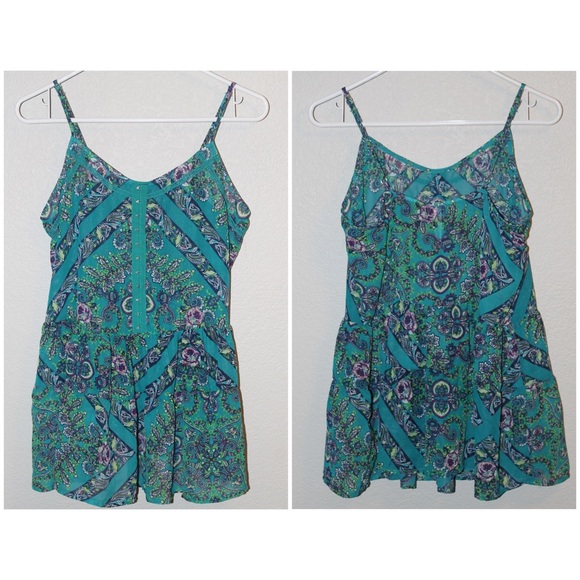 Gorgeous Paisley & Floral Pattern Tank Top - Picture 6 of 7