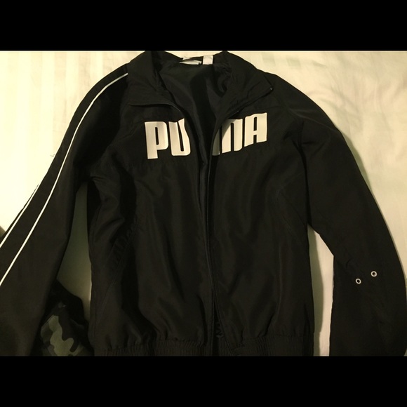 Puma Jackets & Blazers - Womens Puma windbreaker