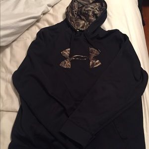 UnderArmour Hoodie