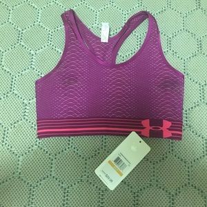 Under Armour Sports Bra, NWT!